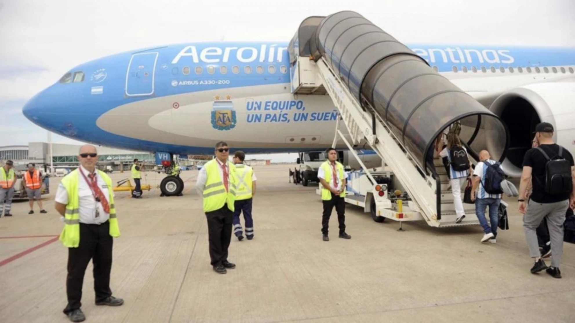 El Gobierno ratifica su deseo de que Aerolíneas Argentinas deje de ser estatal durante el actual mandato de Milei